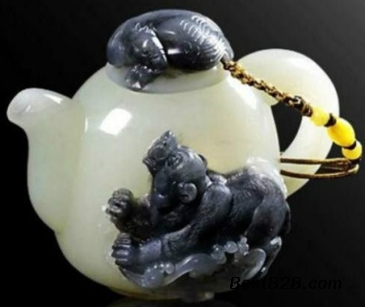 古董与收藏品 高价收购的深层价值与收藏之道